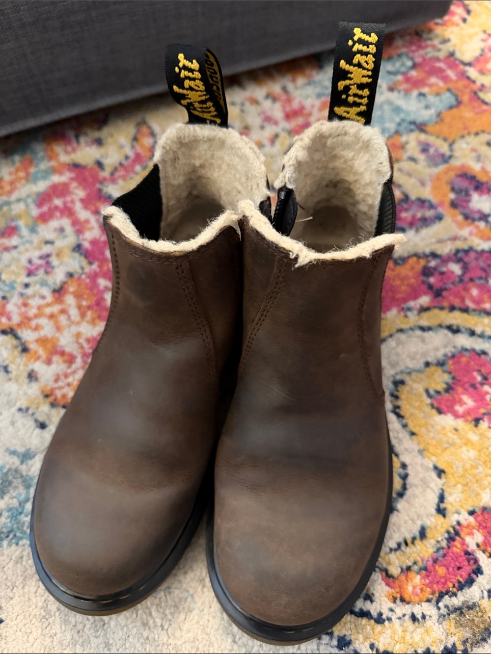 Kids leather Dr. Martens with Shearling Lining